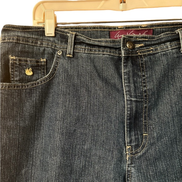 Gloria Vanderbilt size 18 jeans - Picture 2 of 4